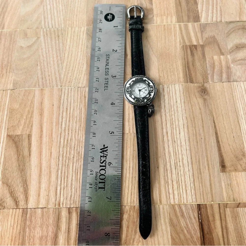 Brighton ladies London silver tone black leather NEW BATTERY